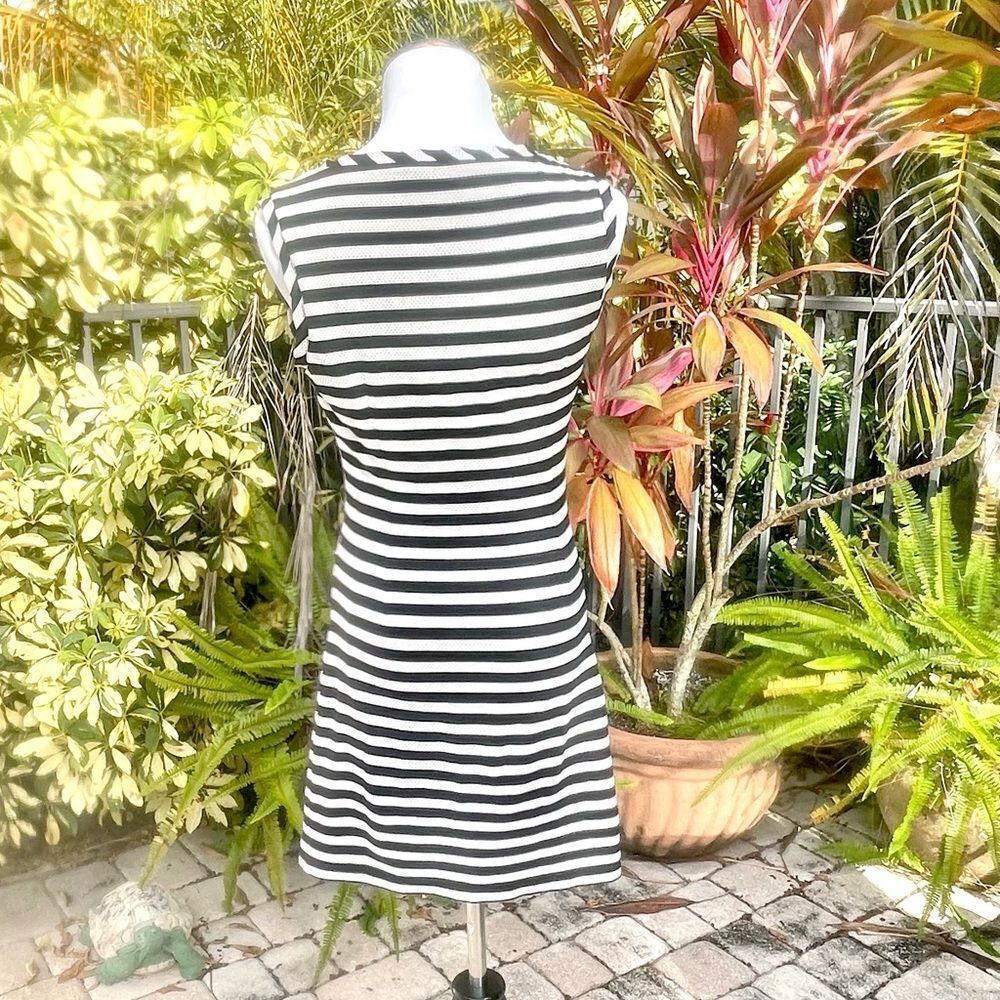 Guess Hailey Dress  - Picture 4 of 6